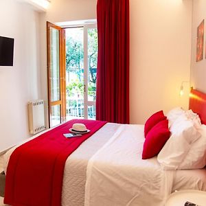 On' Michele Guest House